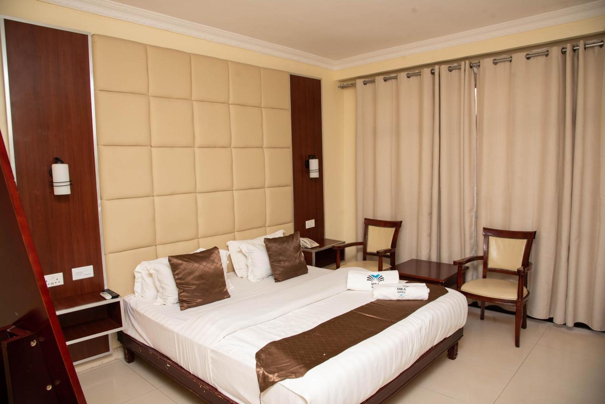 לוסקה Mika Hotel Kabulonga מראה חיצוני תמונה