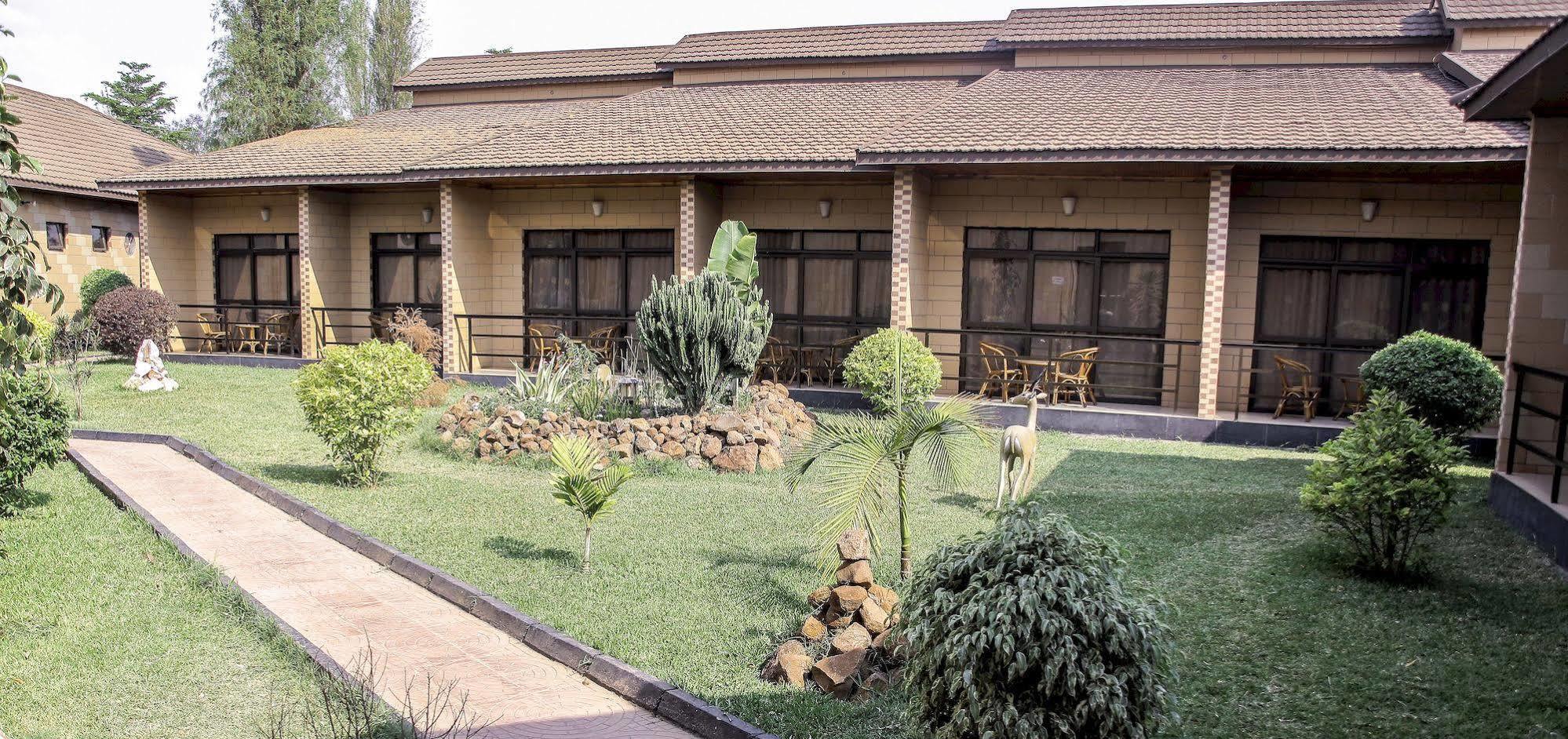 לוסקה Mika Hotel Kabulonga מראה חיצוני תמונה