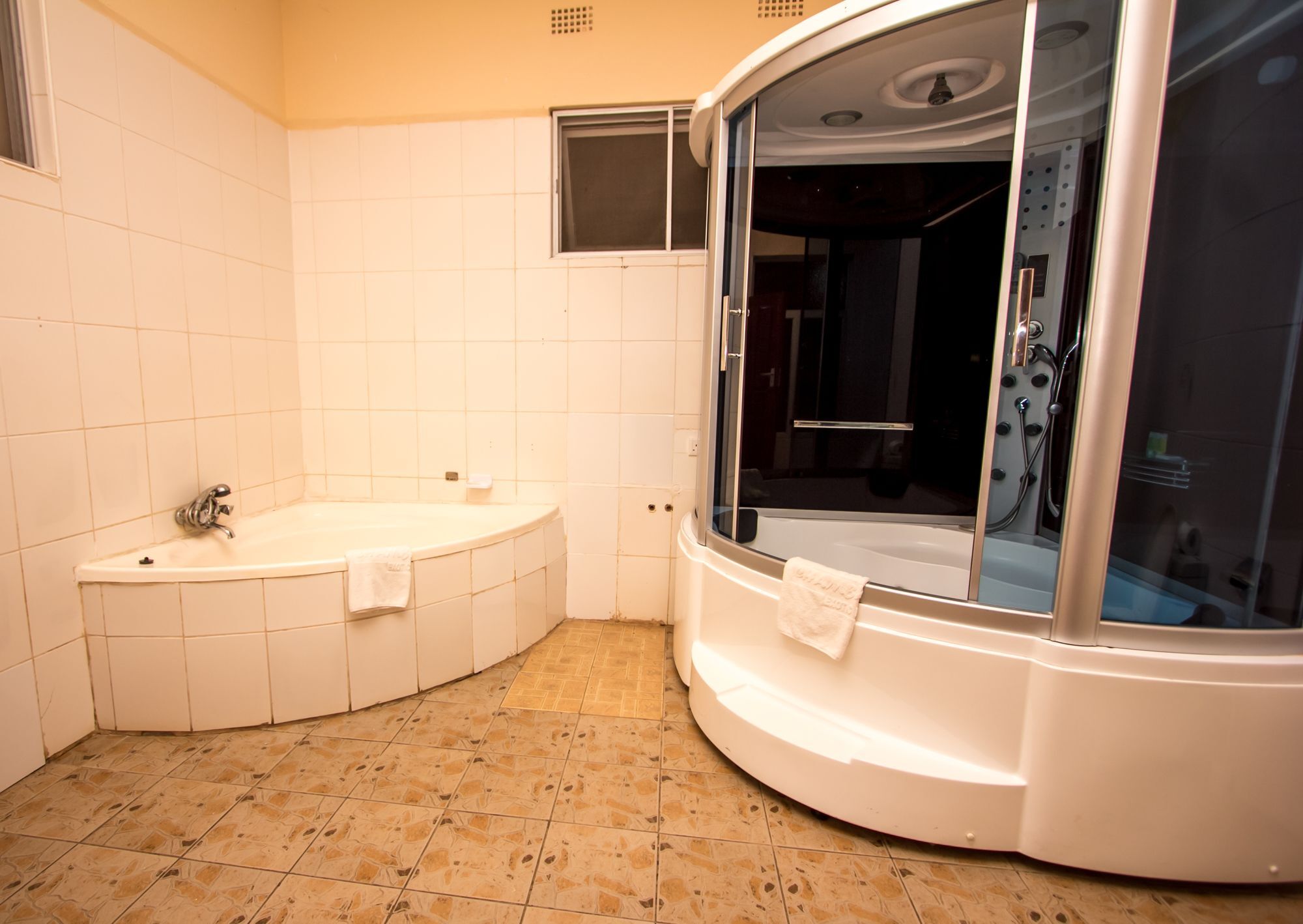 לוסקה Mika Hotel Kabulonga מראה חיצוני תמונה